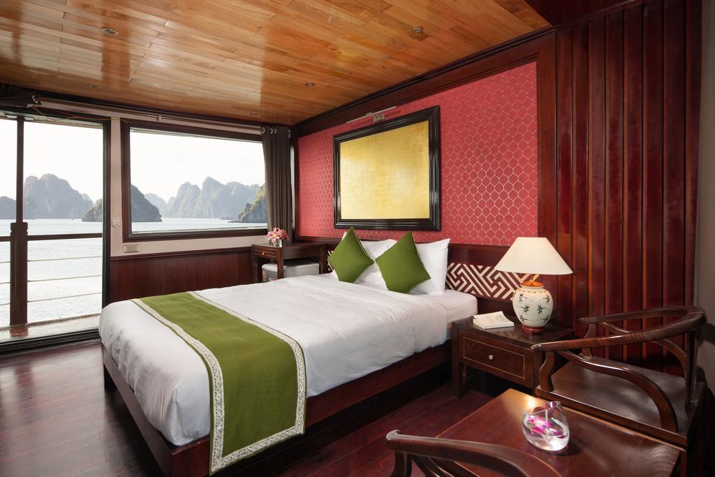 Garden Bay Premium Cruise Hotell Ha Long Eksteriør bilde