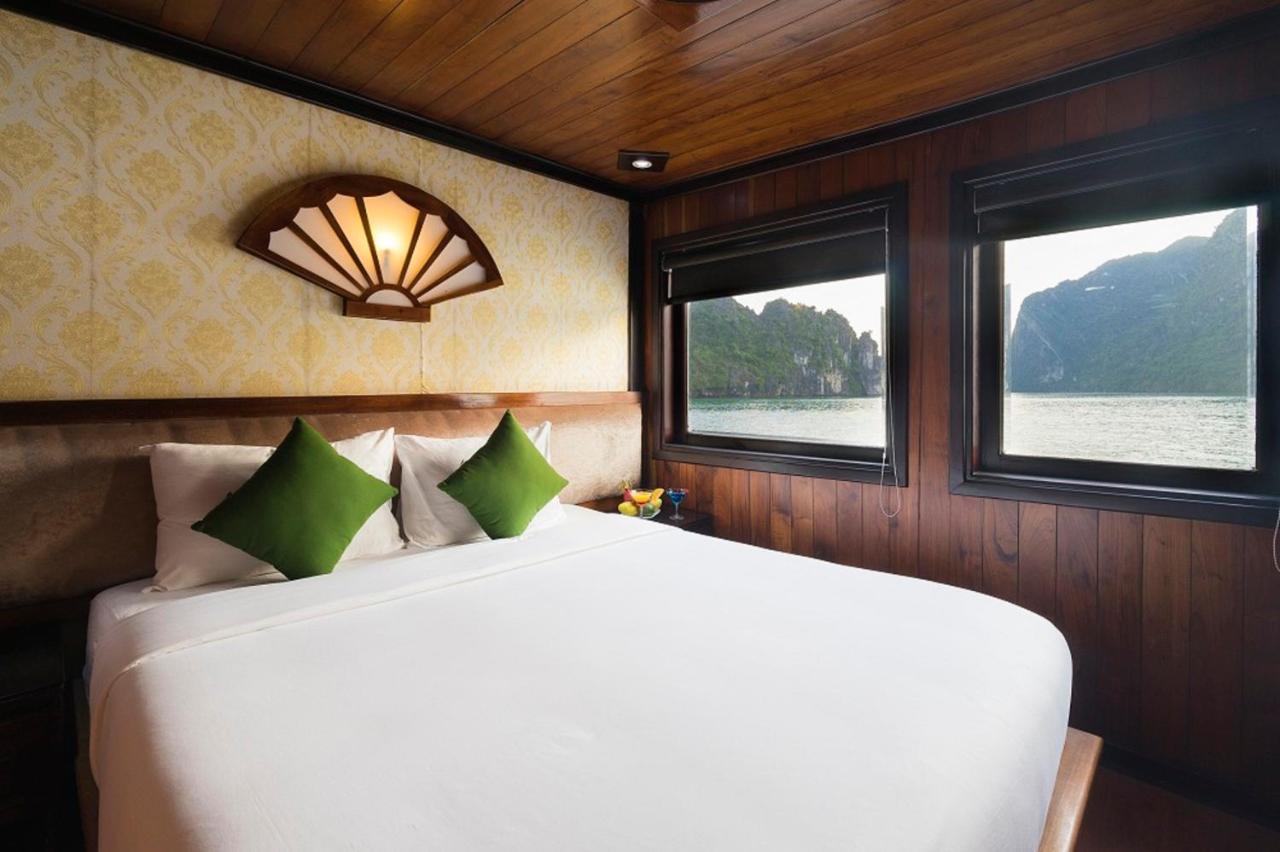 Garden Bay Premium Cruise Hotell Ha Long Eksteriør bilde